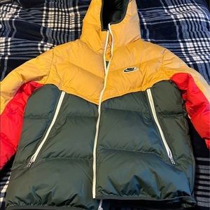 Nike Puffer